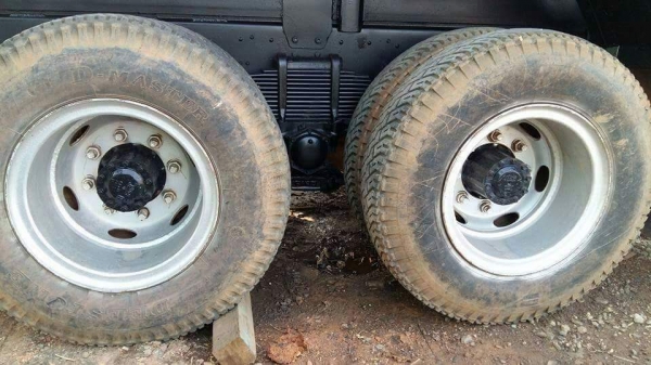 ขายดั้ม2เพลา HINO 3H พาวเวอร์ ทิฟฟี่ ภายในสวย แอร์เย็น เอกสารพร้อมโอน ราคา850,000 สนใจโทร 090-8588220คุณนะ 093-3258446คุณบิว หรือเข้าดูสินค้าอื่นๆได้ที่ www.truck.in.th/498 หรือเพจFacebook ณรงค์ ซื้อขายรถมือสอง (เว็บไซต์ส่วนตัว) หรือFacebook อู่คุณนะ พุทไ