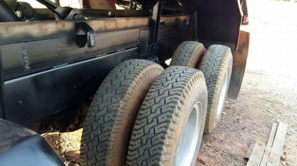 ขายดั้ม2เพลา HINO 3H พาวเวอร์ ทิฟฟี่ ภายในสวย แอร์เย็น เอกสารพร้อมโอน ราคา850,000 สนใจโทร 090-8588220คุณนะ 093-3258446คุณบิว หรือเข้าดูสินค้าอื่นๆได้ที่ www.truck.in.th/498 หรือเพจFacebook ณรงค์ ซื้อขายรถมือสอง (เว็บไซต์ส่วนตัว) หรือFacebook อู่คุณนะ พุทไ