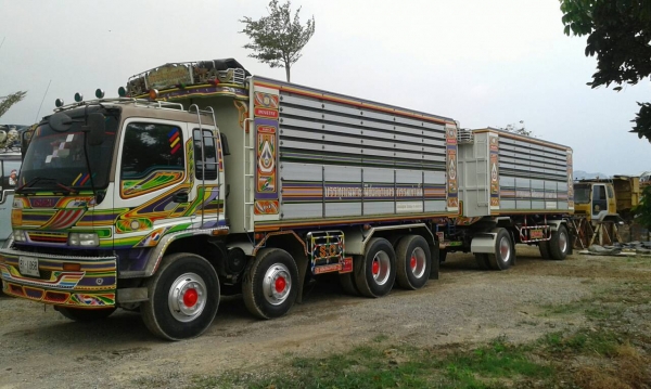 12ล้อดั้ม คอกเกษตรเนียม แม่ลูก ISUZU DECA270 ปี47 เครื่องดำ สวยจัด