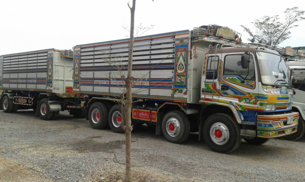 12ล้อดั้ม คอกเกษตรเนียม แม่ลูก ISUZU DECA270 ปี47 เครื่องดำ สวยจัด 12ล้อดั้ม คอกเกษตรเนียม แม่ลูก ISUZU DECA270 ปี47 เครื่องดำ สวยจัด