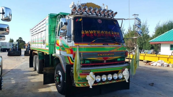 10ล้อ SUZU ROCKY FXZ-240 นางฟ้าปท้ ปี38 ดั้มมิเนียม สวยจัด ไม่มีช้ำ **ขาย ISUZU ROCKY FXZ-240 นางฟ้า 10ล้อ2เพลาดั้มมิเนียม ส.สุชัยฯ สภาพสวยจัด เดิมบาง เน้นลายใหม่ พร้อมใช้งาน ISUZU ROCKY FXZ23NFPF R 6SD1-240HP นางฟ้าแท้ ปี38 เครื่อ 10ล้อ SUZU ROCKY FXZ-240 นางฟ้าปท้ ปี38 ดั้มมิเนียม สวยจัด ไม่มีช้ำ **ขาย ISUZU ROCKY FXZ-240 นางฟ้า 10ล้อ2เพลาดั้มมิเนียม ส.สุชัยฯ สภาพสวยจัด เดิมบาง เน้นลายใหม่ พร้อมใช้งาน ISUZU ROCKY FXZ23NFPF R 6SD1-240HP นางฟ้าแท้ ปี38 เครื่อ