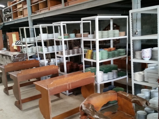 ร้าน100อัน1000อย่างภูเก็จขายของมือสองทั้งไม้เก่าเฟอร์นิเจอร์มือสองและเครื่องใช้ไฟฟ้าจากโรงเเรม5ดาวทั่วภูเก็จ ร้าน100อัน1000อย่างภูเก็จขายของมือสองทั้งไม้เก่าเฟอร์นิเจอร์มือสองและเครื่องใช้ไฟฟ้าจากโรงเเรม5ดาวทั่วภูเก็จ