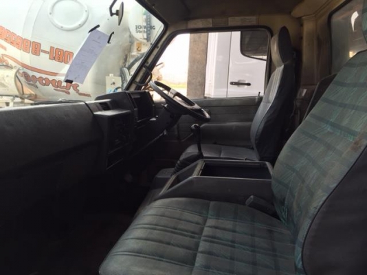 ขายด่วนรถโม่ปูน 2.5 คายาบ้า 180 แรงม้า รถนอกนำเข้าสภาพพร้อมใช้ครับ