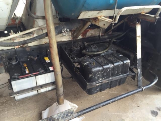 ขายด่วนรถโม่ปูน 2.5 คายาบ้า 180 แรงม้า รถนอกนำเข้าสภาพพร้อมใช้ครับ