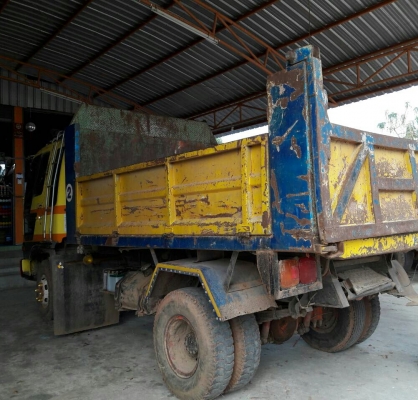 หกล้อ ฮีโน่ FD185แอร์ พ.เวอร์ ทิฟฟี ช่วงล่างใหญ่ ดั้ม5คิว สภาพดีสวยเดิมๆพร้อมใช้ ทะเบียนพร้อมโอน