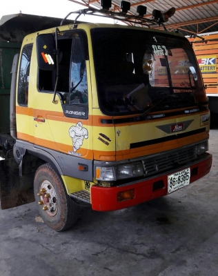 หกล้อ ฮีโน่ FD185แอร์ พ.เวอร์ ทิฟฟี ช่วงล่างใหญ่ ดั้ม5คิว สภาพดีสวยเดิมๆพร้อมใช้ ทะเบียนพร้อมโอน