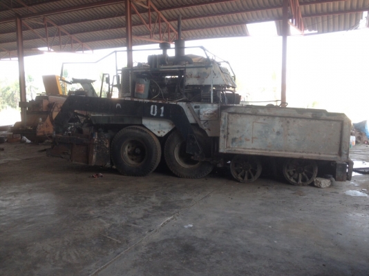 ขายด่วนรถปูยางBLAW KNOX BK95A รถใช้งานได้ ปูได้2.5-4.75เมตร ปี1989 เก่านอกใช้งานเดียว ใบแจ้งจำหน่ายสามารถเอาไปจดทะเบียนได้