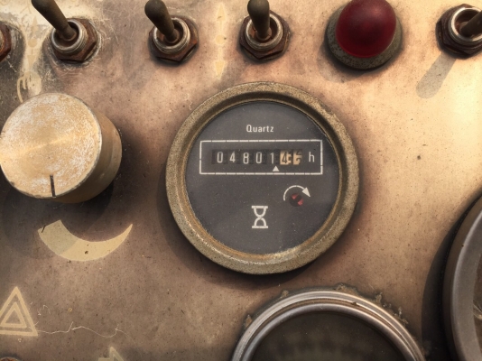 ขายด่วนรถปูยางBLAW KNOX BK95A รถใช้งานได้ ปูได้2.5-4.75เมตร ปี1989 เก่านอกใช้งานเดียว ใบแจ้งจำหน่ายสามารถเอาไปจดทะเบียนได้