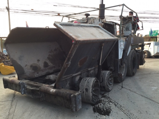 ขายด่วนรถปูยางBLAW KNOX BK95A รถใช้งานได้ ปูได้2.5-4.75เมตร ปี1989 เก่านอกใช้งานเดียว ใบแจ้งจำหน่ายสามารถเอาไปจดทะเบียนได้