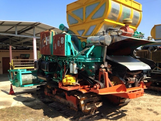 ขายรถเกี่ยวอุ้ม วิเชียร การช่าง