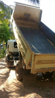 ขายรถบรรทุก 6 ล้อดัมพ์ ISUZU FRR 210 แรงม้าปี 2556 ไมล์ 140000 กม.ราคา 1000000