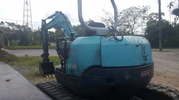 รถแบคโฮ KUBOTA  U - 45.    สนใจติดต่อ  081 - 6079515