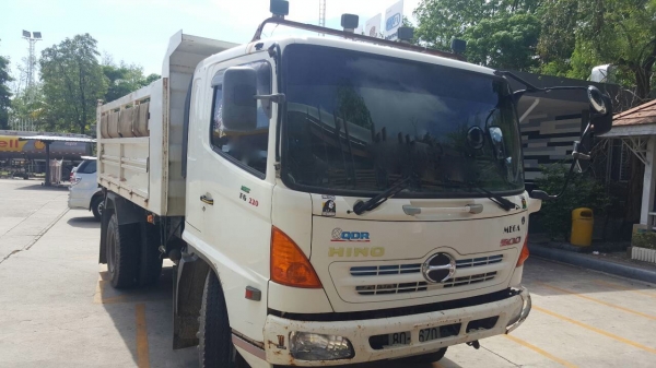 รถฮีโน่ 6 ล้อ FG - 220 แรงม้า. ปี 54.   ( รถวิ่ง 1xx,xxx กว่า กม. )    สนใจติดต่อ  081 - 6079515