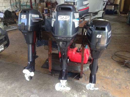 ขายเครื่องเรือยามาฮ่า25แรง โฟสโตก เก่าญี่ปุ่นสภาพดีมาก ท้าให้มาลองครับ สภาพค่อนข้างใหม่ครับ ยังไม่ใช้ในไทย ขาย 42000 บาท