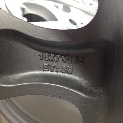 ------------ขายแล้ว------------ล้อแท้ BENZ 16 นิ้ว 6
