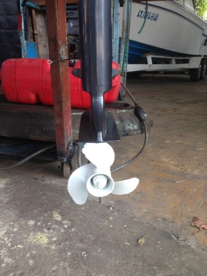 ขายเครื่องเรือยามาฮ่า 8แรง โฟสโตก เครื่องดีค่อนข้างใหม่เก่าญี่ปุ่น ยังไม่ใช้ในไทยครับ มี2ตัว ขายตัวล่ะ 26000 บาท