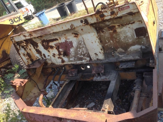 ขายซากแมคโครPc20 รุ่น5 เหลือเท่าที่เห็นครับ เก่านอกครับ ขาย 22000 บาท ขายซากแมคโครPc20 รุ่น5 เหลือเท่าที่เห็นครับ เก่านอกครับ ขาย 22000 บาท