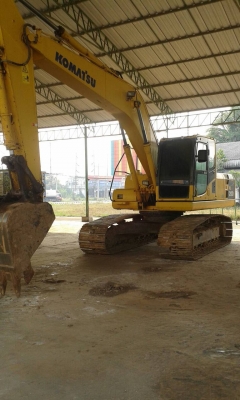 ขายKOMATSU 200-8. สภาพสวย  พร้อมใช้. ทำงานหมื่นกว่าๆๆ ชม