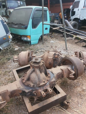 ขายชุดเพลาหลัง2เพลา HINO FM  มี2เส้น หน้าหลัง