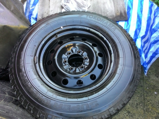 ขายล้อ ปาเจโรทหาร สวยๆๆ ญี่ปุ่น 1ชุด yokohama 215-85-18 หายาก