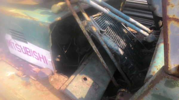 ฝากขาย โฟค์ลิฟท์ มือสอง Mitsubishi รถจอดทิ้งไว้นานแล้ว ยกได้ 2.5ตัน