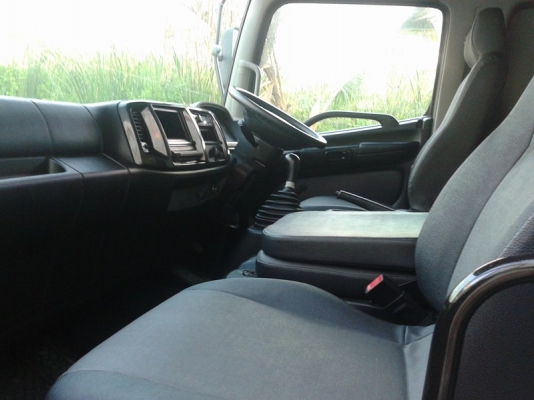 ขายรถ6ล้อตู้ปีกนก HINO FG8JPLA ปี2013 เครื่อง212แรงม้า ตู้ยาว7.50เมตร รถเจ้าเดียว