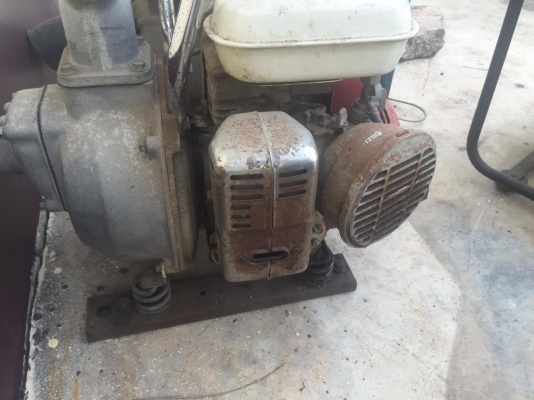 ขายเครื่อง สูบน้ำเหมา 5 ตัว สภาพดี ใช้งานได้ทุกตัว 0818481185 0914902228