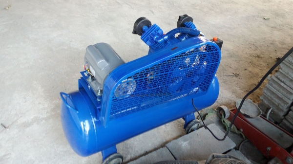 ขายปั้มลม64ลิตรซื้อมายังไม่ใช้เลยครับแค่ลองครับ