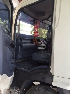 ขายรถ6ล้อดั้มพ์ HINO FC4JERA เครื่อง 175แรงม้า ปี49 วิ่ง 2หมื่นว่ากิโล สนใจโทร 081-970-1072