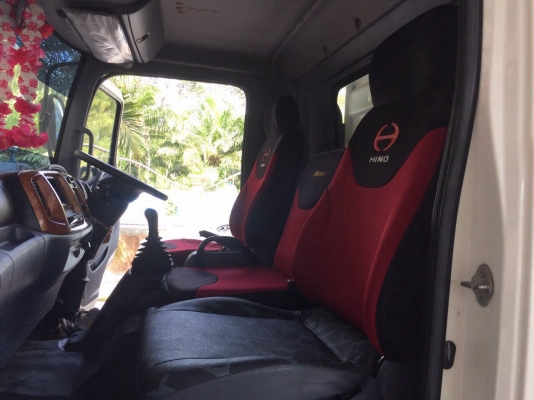 ขายรถ6ล้อดั้มพ์ HINO FC4JERA เครื่อง 175แรงม้า ปี49 วิ่ง 2หมื่นว่ากิโล สนใจโทร 081-970-1072