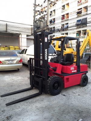 ขายรถยกโฟร์คลิฟท์ยี่ห้อ NISSAN 2.5 ตัน ดีเซล ขายรถยกโฟร์คลิฟท์ยี่ห้อ NISSAN 2.5 ตัน ดีเซล