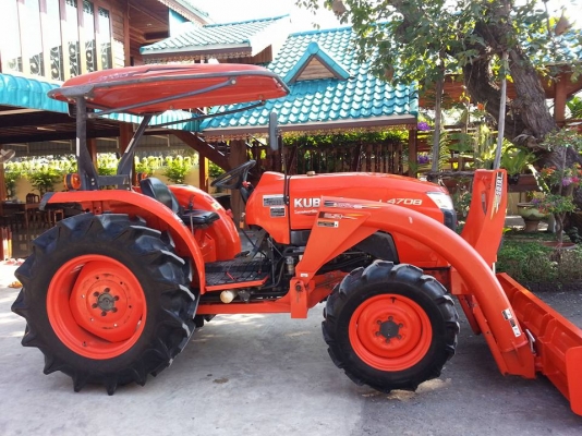 คูโบต้า L4708 4 WD พร้อมใบมีดตราช้าง ทำงาน 379 ชั่วโมง ปี 2557