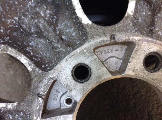 ล้ออีซุUSA พร้อมยาง A/T 245/70R16 ล้ออีซุUSA พร้อมยาง A/T 245/70R16