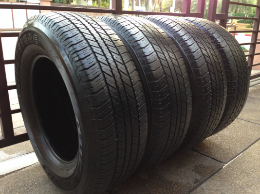 ยาง Bridgestone 265 65 17 ปี12 ดอกสวย พร้อมใช้งาน ราคาไม่แพง