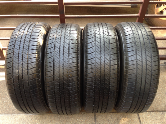 ยาง Bridgestone 265 65 17 ปี12 ดอกสวย พร้อมใช้งาน ราคาไม่แพง