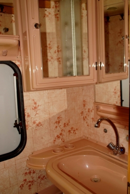 Caravan รถบ้านคาราวาน