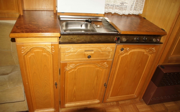 Caravan รถบ้านคาราวาน