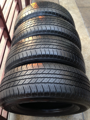 ยาง Bridgestone 265 65 17 ปี12 ดอกสวย พร้อมใช้งาน ราคาไม่แพง