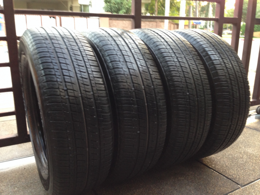 ยาง Bridgestone 225 65 17 ดอกเต็ม ไม่มีปะ พร้อมใช้งาน ราคาไม่แพง ยาง Bridgestone 225 65 17 ดอกเต็ม ไม่มีปะ พร้อมใช้งาน ราคาไม่แพง