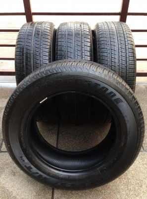 ยาง Bridgestone 225 65 17 ดอกเต็ม ไม่มีปะ พร้อมใช้งาน ราคาไม่แพง ยาง Bridgestone 225 65 17 ดอกเต็ม ไม่มีปะ พร้อมใช้งาน ราคาไม่แพง