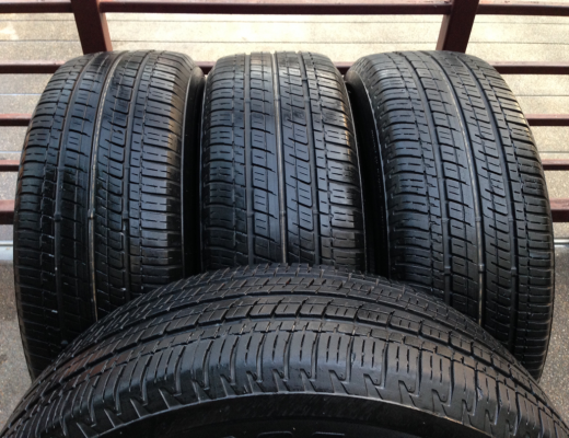 ยาง Bridgestone 225 65 17 ดอกเต็ม ไม่มีปะ พร้อมใช้งาน ราคาไม่แพง ยาง Bridgestone 225 65 17 ดอกเต็ม ไม่มีปะ พร้อมใช้งาน ราคาไม่แพง