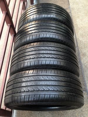 ยาง Goodyear 215 45 17 สิ้นปี14 เนื้อนิ่มๆ ดอกเต็ม ไม่มีปะ ใช้กันยาว ราคาไม่แพง