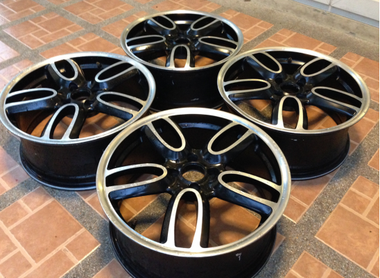 ล้อลาย Mini Cooper ขอบ17 สภาพสวย ไม่มีซ่อม ราคาไม่แพง