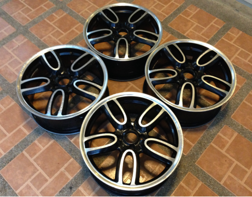 ล้อลาย Mini Cooper ขอบ17 สภาพสวย ไม่มีซ่อม ราคาไม่แพง