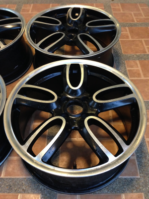 ล้อลาย Mini Cooper ขอบ17 สภาพสวย ไม่มีซ่อม ราคาไม่แพง