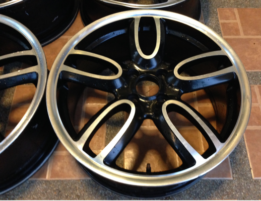 ล้อลาย Mini Cooper ขอบ17 สภาพสวย ไม่มีซ่อม ราคาไม่แพง