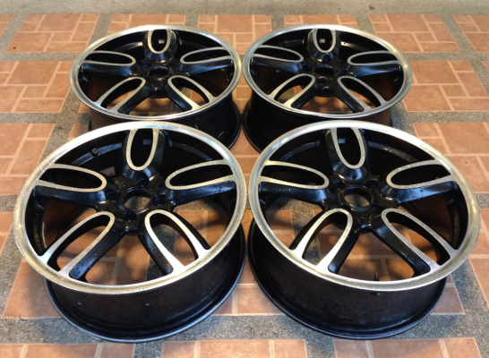 ล้อลาย Mini Cooper ขอบ17 สภาพสวย ไม่มีซ่อม ราคาไม่แพง