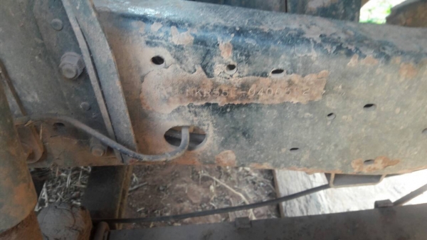 ขาย รถบรรทุก 4 ล้อ ISUZU NKR55E จดทะเบียนปี 43 เครื่อง 4JB1 88 แรงม้า คัสซีสวยตลอดเส้น เกียร์ยาว ดั้มหัวได้ ทะเบียนครบพร้อมโอน