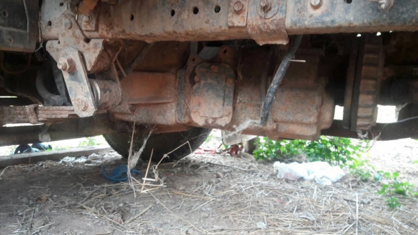 ขาย รถบรรทุก 4 ล้อ ISUZU NKR55E จดทะเบียนปี 43 เครื่อง 4JB1 88 แรงม้า คัสซีสวยตลอดเส้น เกียร์ยาว ดั้มหัวได้ ทะเบียนครบพร้อมโอน