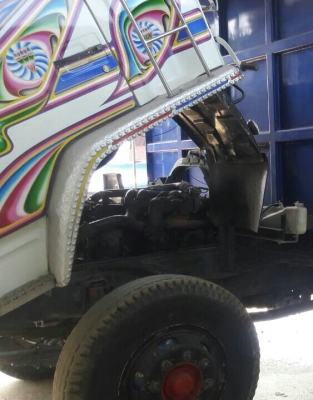 ขาย สิบล้อสวยๆ อีซูซุ ร็อค FXZ126A 210โบว์อินเตอร์ สโลส 2เพาใหญ่ ดั้มมีเนียม สภาพพร้อมใช้ สวยกริ๊ปบางเดิมเหลี่ยมทั้งคัน เล่มทะเบียนพร้อมโอน